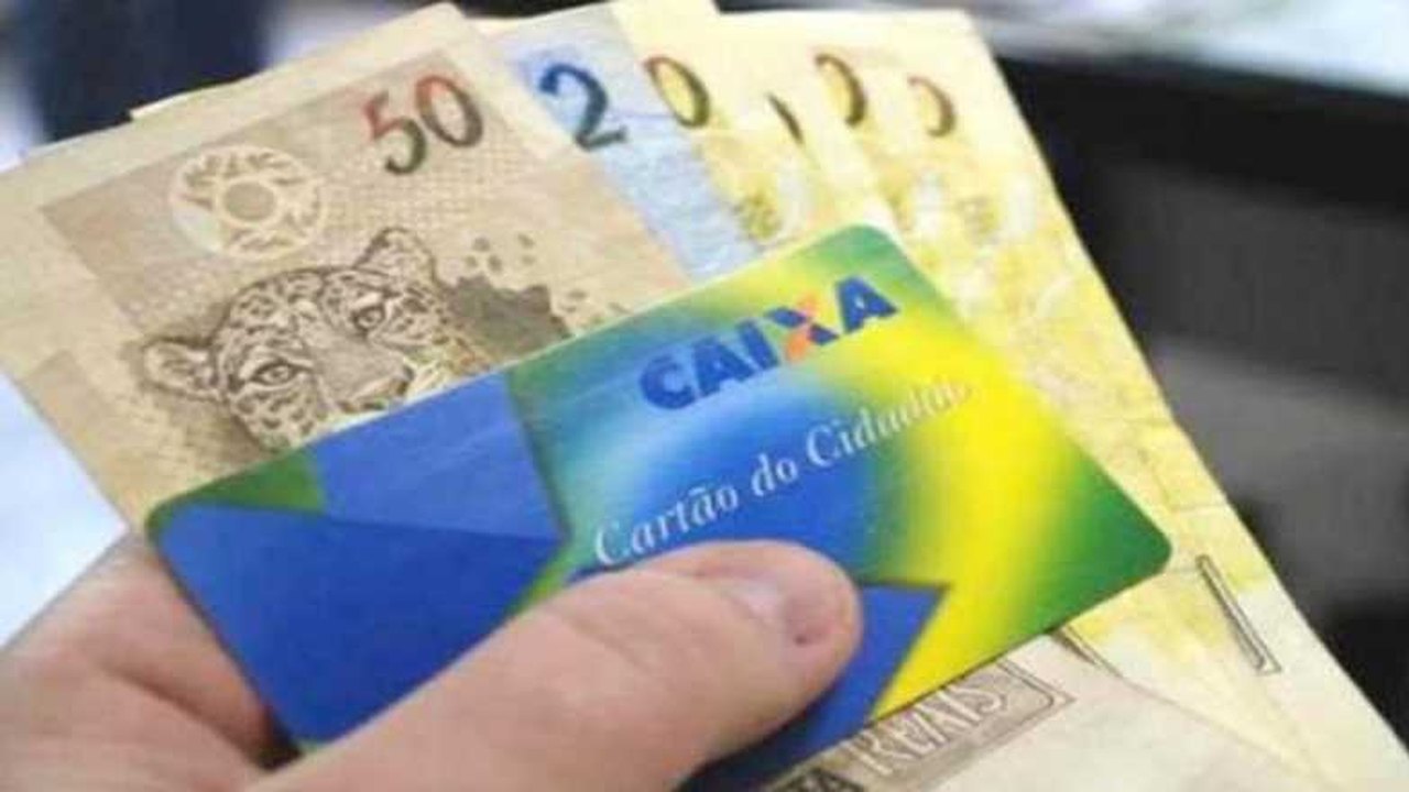 Benefícios federais chegam a 120 milhões de brasileiros na pandemia
