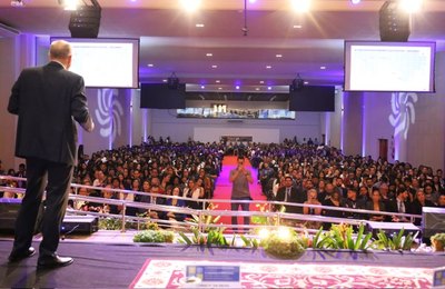 Auditório lotado marca noite de abertura do Congresso Internacional de Direito do Cesmac