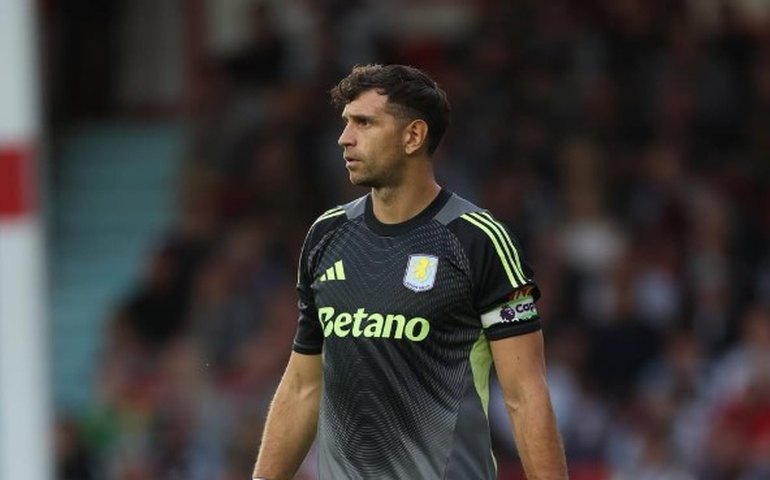 Martínez é convocado pela Venezuela e vira problema para volta da Copa do Brasil no Corinthinas