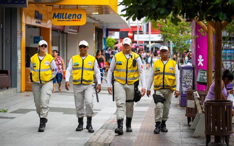 Ronda no Bairro intensifica policiamento no Centro de Maceió durante o fim de ano