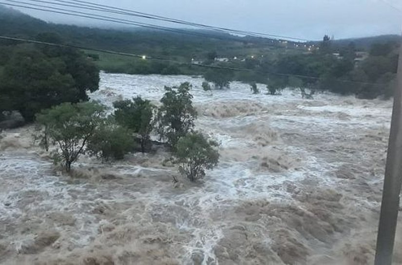 Cheia nos rios que cortam Alagoas preocupa parlamentares