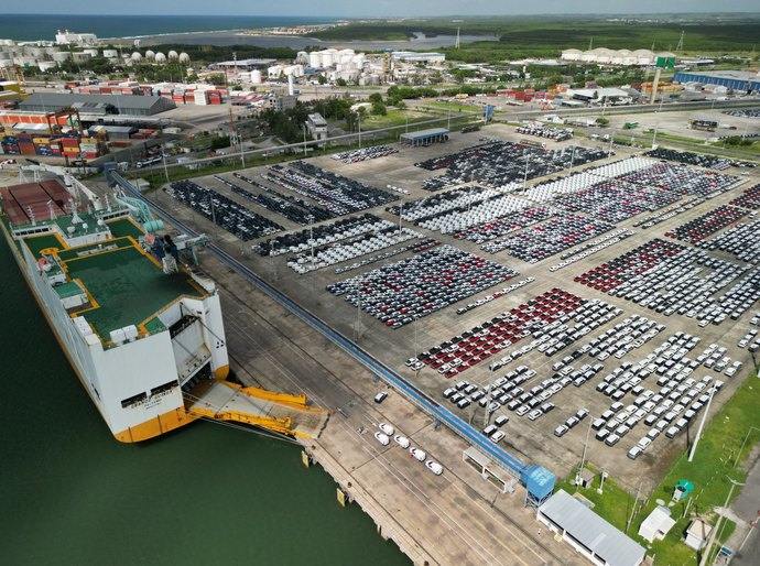 Suape acelera transição energética e planeja chegar a 50% de energia limpa ainda neste semestre