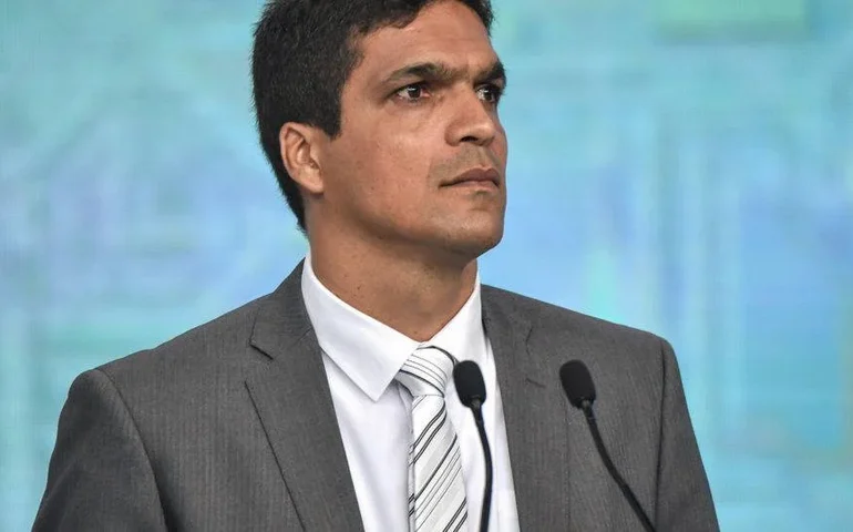 Cabo Daciolo se filia ao Mobiliza e lança candidatura à Presidência com Ricardo Rocha indicado para Esportes