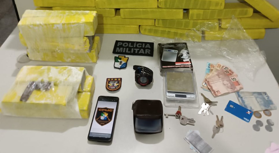 Cerca de 40 quilos de maconha são apreendidos dentro de casa na Grande Aracaju