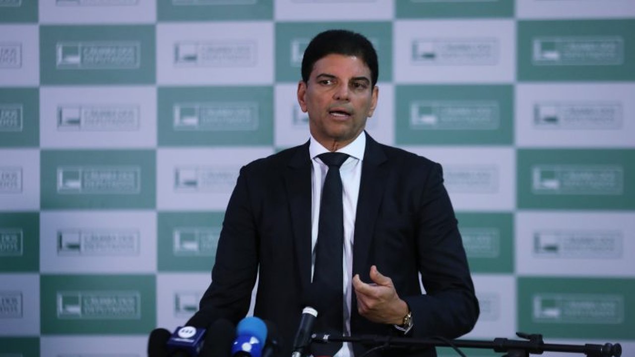 Relator confirma que parâmetro fiscal do país deverá ser fixado em lei complementar