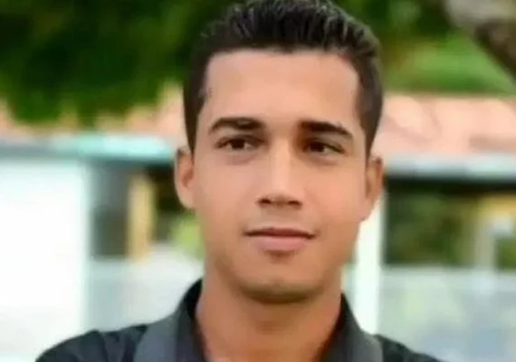 Pai encontra filho morto após sofrer choque elétrico no Sertão de Alagoas