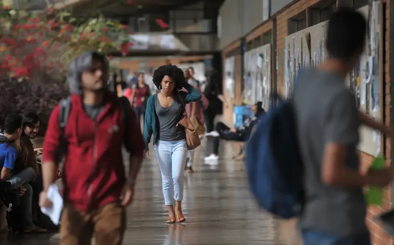 Orçamento de 2026 impõe corte de quase R$ 500 milhões às universidades federais