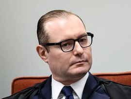 Zanin manda PF entregar cópia do celular de Vorcaro ao seu gabinete até as 23h, após Mendonça se manifestar contra remessa