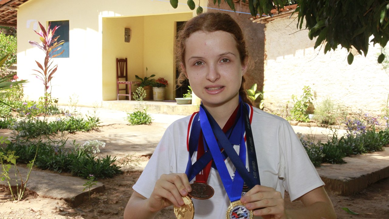 Aluna de Coité do Nóia é ouro em Olimpíada Alagoana de Matemática