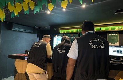 Procon Maceió e Abrasel orientam bares e restaurantes sobre direitos do consumidor