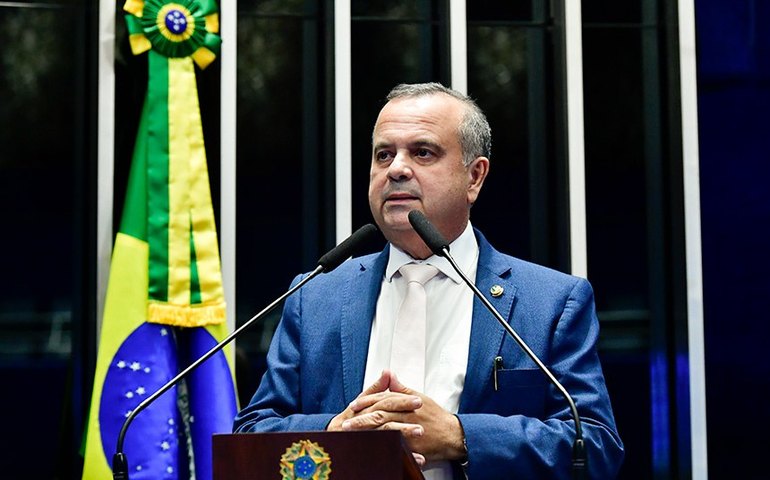 Marinho critica medidas que alteram política de preços da Petrobras