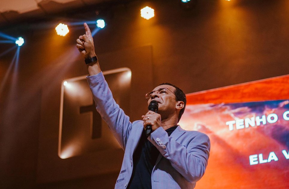 PASTOR LUIZ ANTONIO