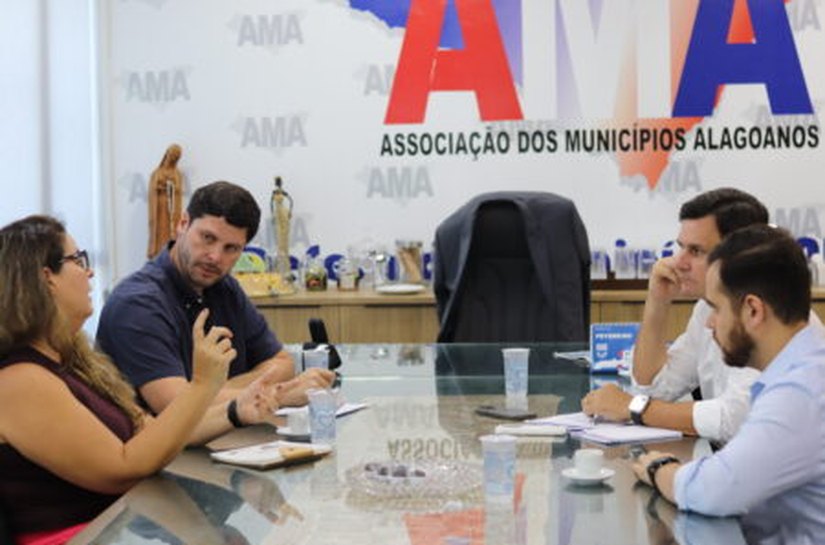 AMA e ABIH alinham ações para fortalecer o turismo nos municípios alagoanos