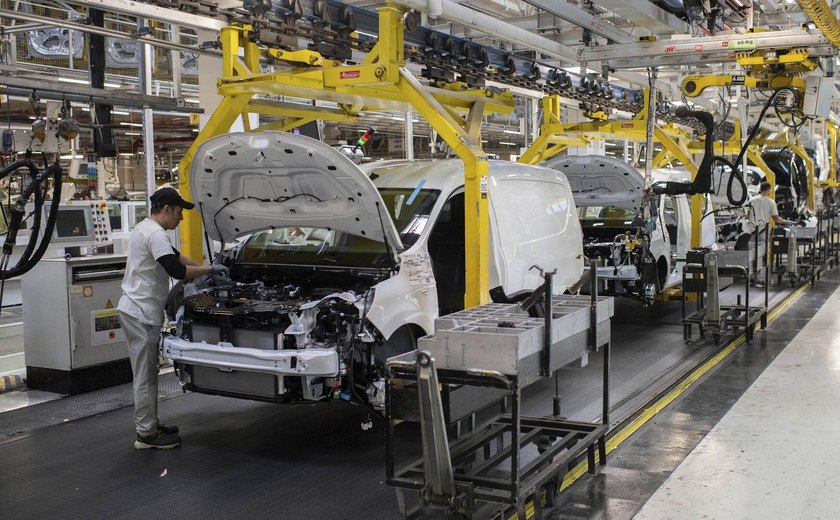 Sanções de Trump causam muitos 'custos e caos' no setor automotivo dos EUA, lamenta CEO americano