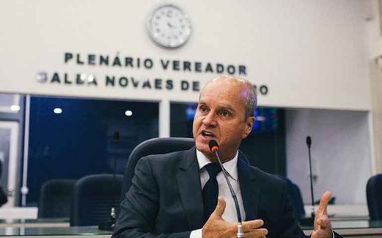 Ex-Palácio dos Palmares, suplente vai para base de JHC com nomeações e cargos na Prefeitura de Maceió