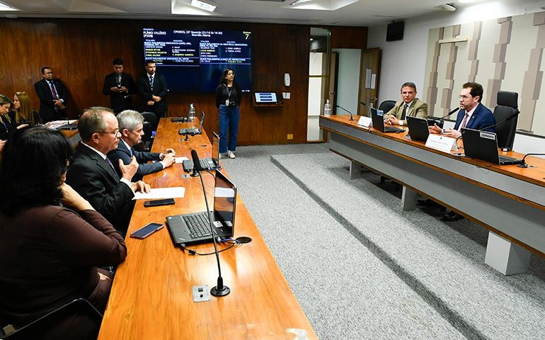 Senado aprova desoneração da folha de pagamentos; texto vai à sanção