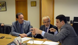 edvaldo busca recursos