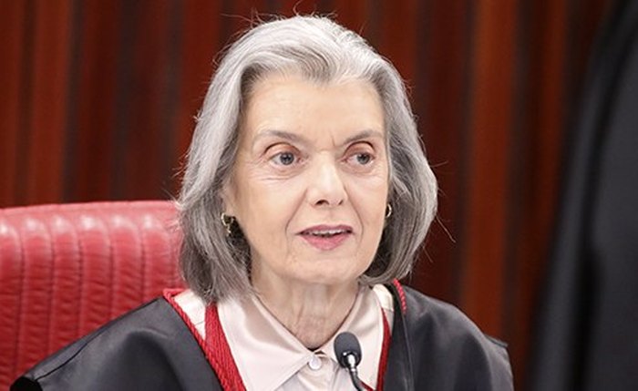 Ministra Cármen Lúcia