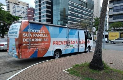 Campanha incentiva entrega voluntária de armas na Pajuçara