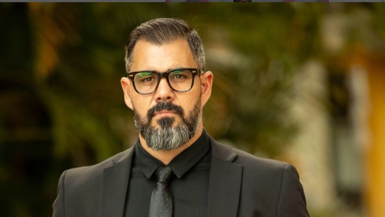 Quanto custa participar do evento de Juliano Cazarré? Veja programação, palestrantes e o que ele promete ensinar