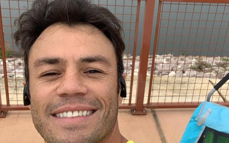 Kleber Gladiador é demitido de canal após ser acusado de agredir mulher em posto de combustível