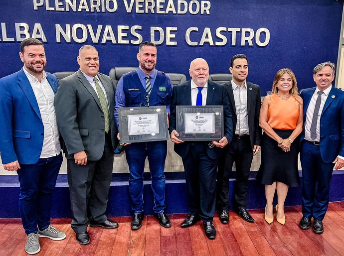 Vereador Leonardo Dias recebe título de cidadão honorário juntamente com seu pai o empresário Mário Dias