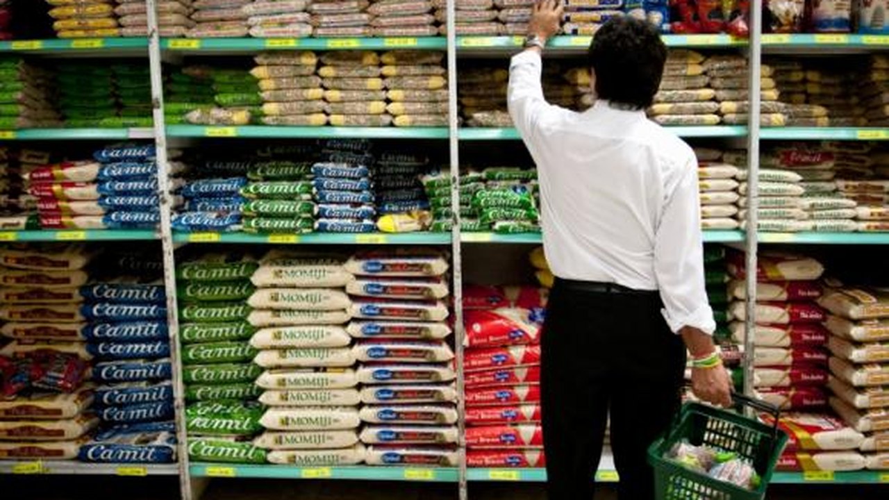 Pesquisa indica que classe C está comprando menos em supermercados