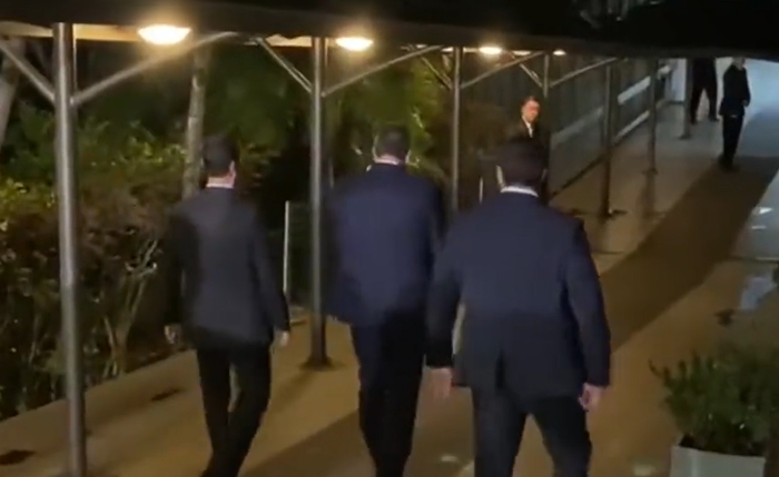 Arthur Lira chegando para o jantar com lideres da sigla Arthur Lira chegando para o jantar com lideres da sigla
