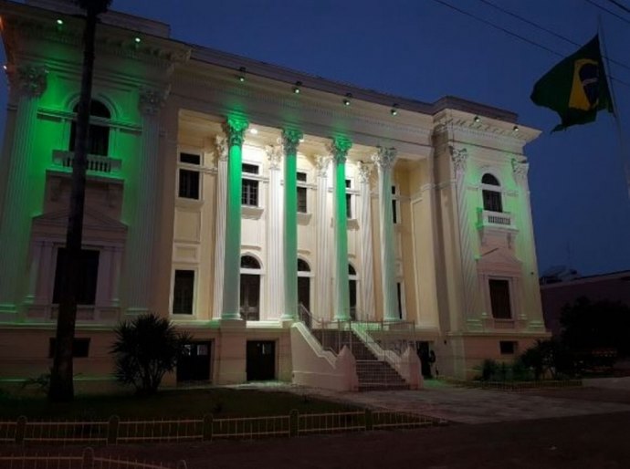 Estudante da rede estadual embarca para Brasília para vivenciar jornada parlamentar