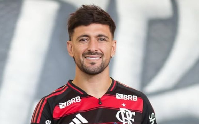 Arrascaeta desponta como favorito ao prêmio de Rei da América 2025