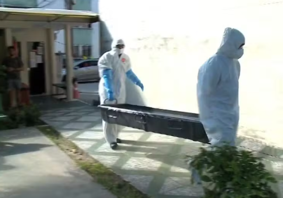 Exames descartam morte violenta de idosas encontradas dentro de apartamento em Maceió