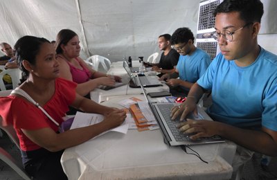 Confira as vagas de emprego para pessoas com 40 anos ou mais disponíveis nesta quinta