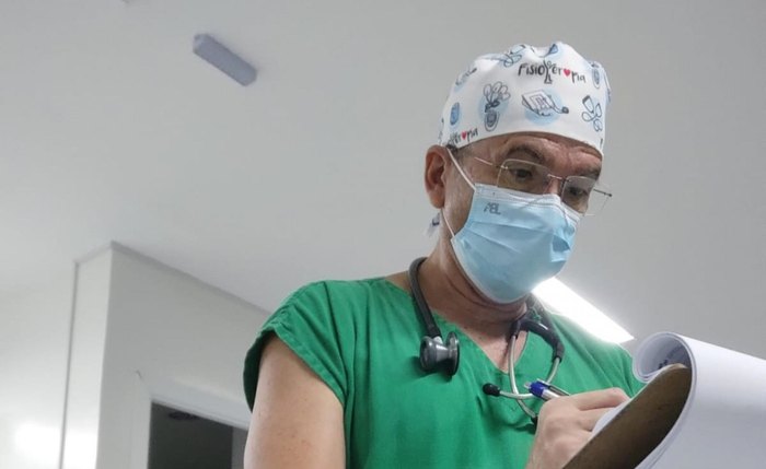 Elenildo Aquino: “O professor precisa ser exemplo. Transmitir técnica, mas também humanidade” Elenildo Aquino: “O professor precisa ser exemplo. Transmitir técnica, mas também humanidade”