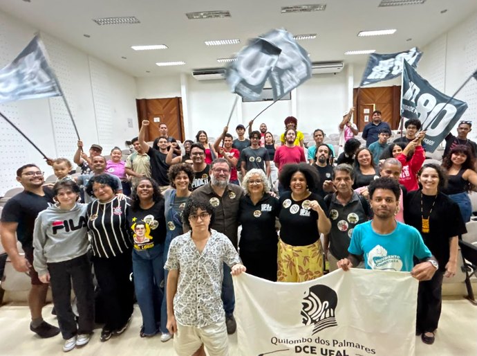 Fleming acompanha sabatina de Samara Martins na Ufal