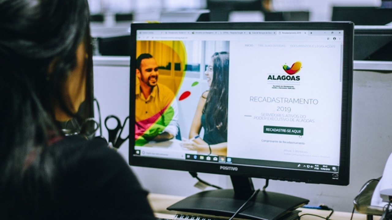 Servidores do Estado têm até o dia 15 de julho para fazer o recadastramento funcional