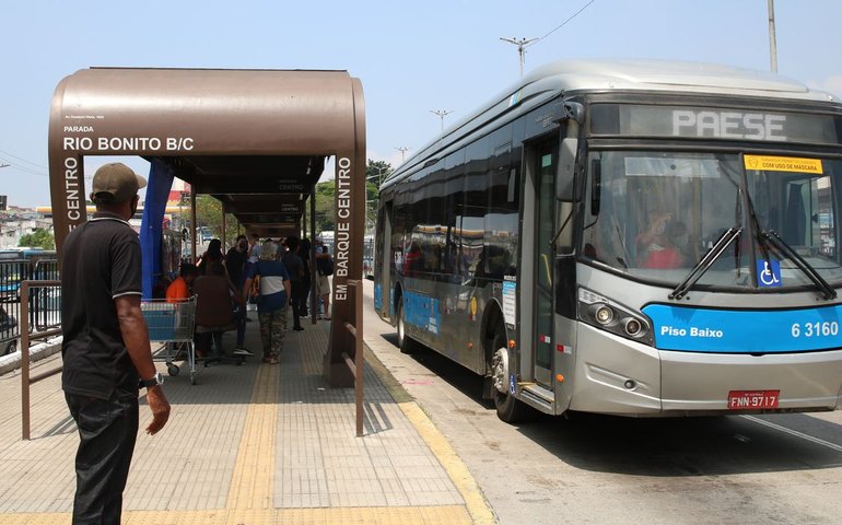 Com variação de 0,2%, setor de serviços cresce pelo terceiro mês