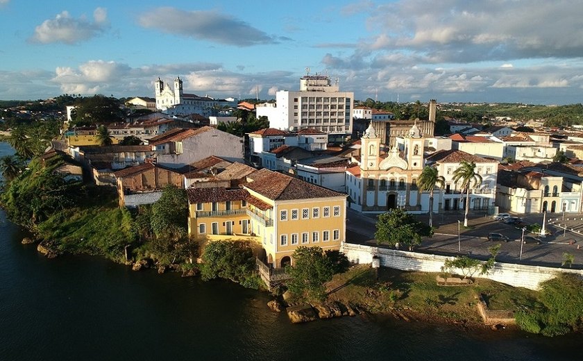 Ruas de Penedo são identificadas com nome de professoras e jogadores da cidade