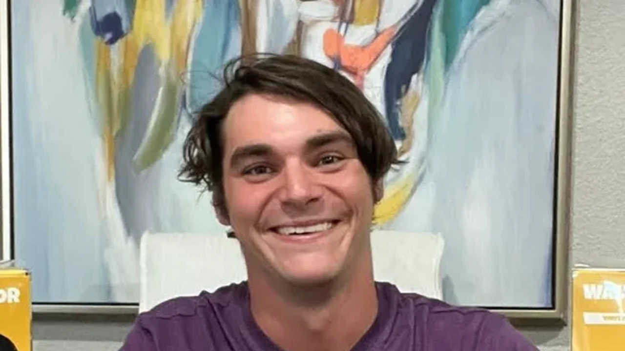 Morre RJ Mitte, ator de 'Breaking Bad', aos 34 anos