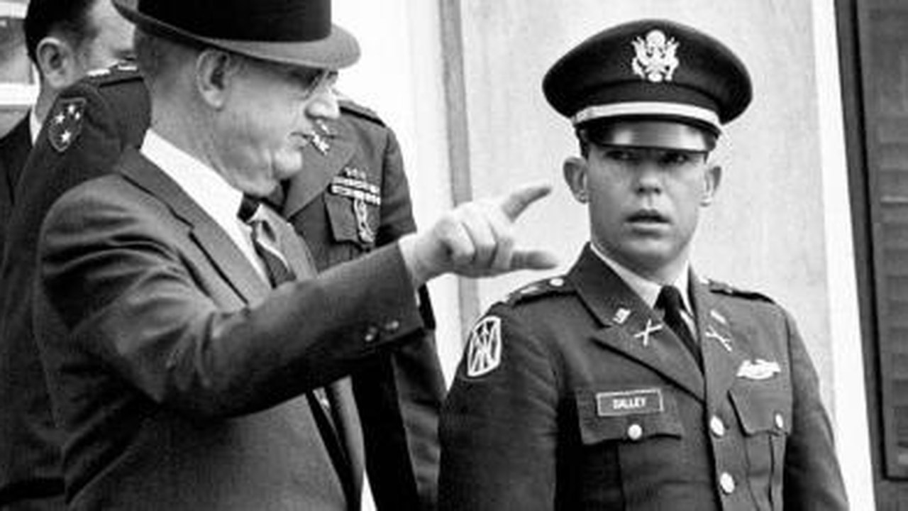 Militar americano condenado por ordenar massacre de civis no Vietnã morre aos 80 anos