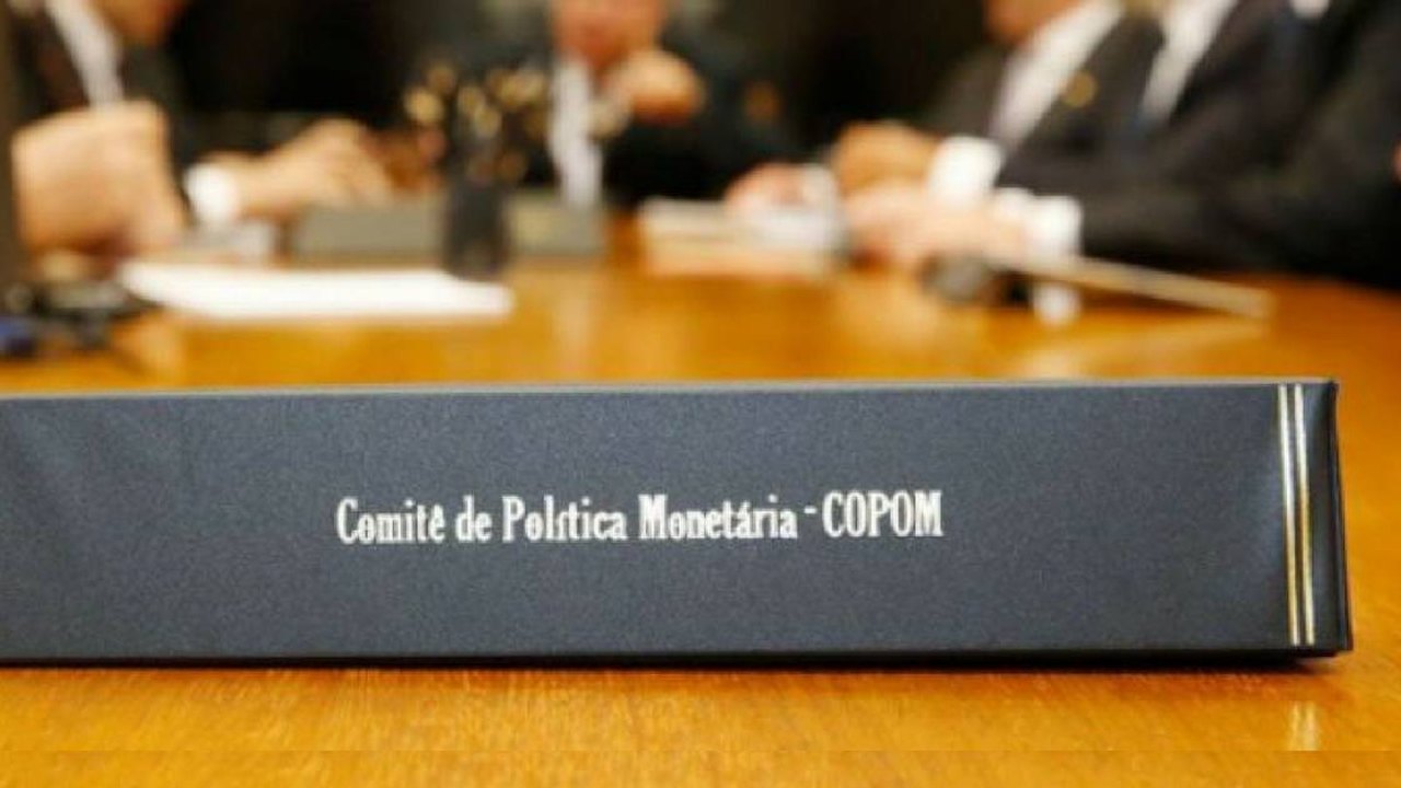 Ainda há risco relevante de alta da inflação em economias centrais, diz ata