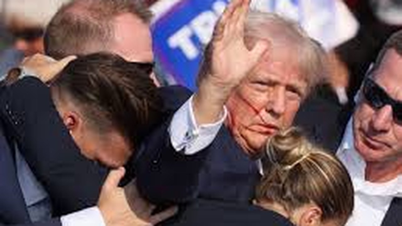 Atirador que tentou matar Trump tinha explosivos no carro, diz imprensa americana