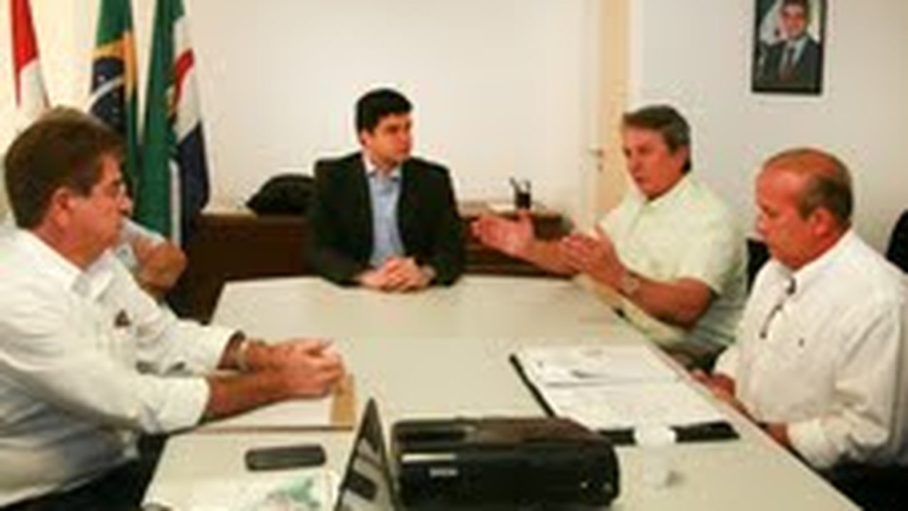 Collor defende assistência para trabalhadores rurais do setor sucroalcooleiro