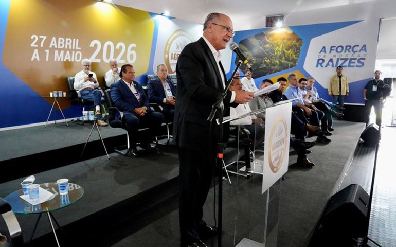 Alckmin anuncia R$ 10 bilhões para modernização de máquinas agrícolas