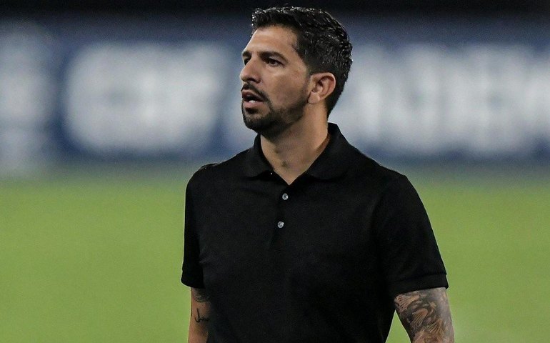 Filho diz que Botafogo sabia do tempo necessário para recuperação de Ramón Diaz