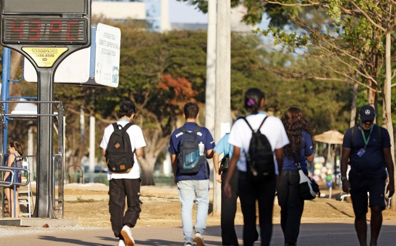 Inmet alerta para onda de calor a baixa umidade no fim de semana