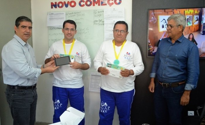 Arthur Fonseca foi o grande vencedor do concurso, ao discorrer sobre o tema ‘Mais Direitos, Menos Grades!’ - Foto: Assessoria