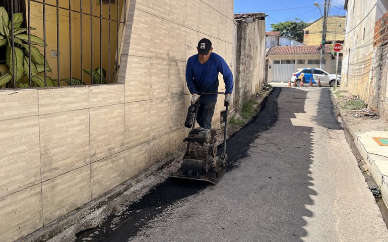 Operação Tapa-Buraco beneficia 35 bairros de Maceió com 784 intervenções em fevereiro