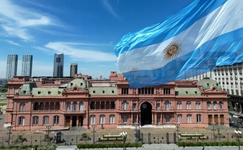 Quarto foragido do 8 de Janeiro é preso na Argentina enquanto fugia para o Chile