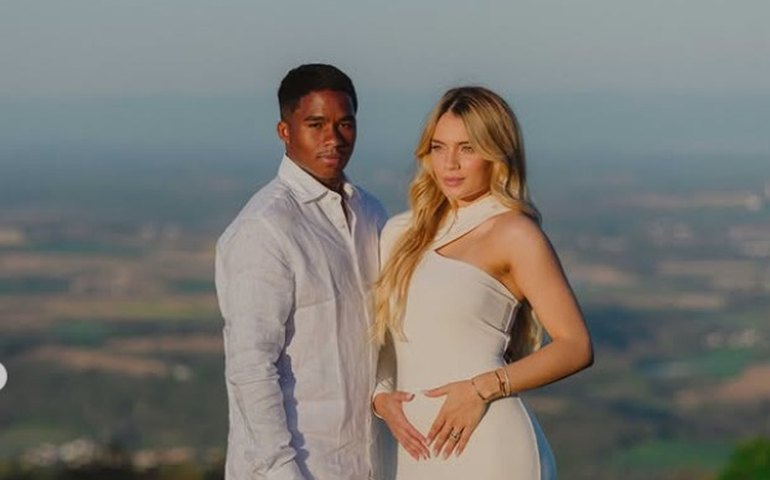 Uniforme de bebê com 'vovô' nas costas: pai de Endrick revela como soube da gravidez da nora