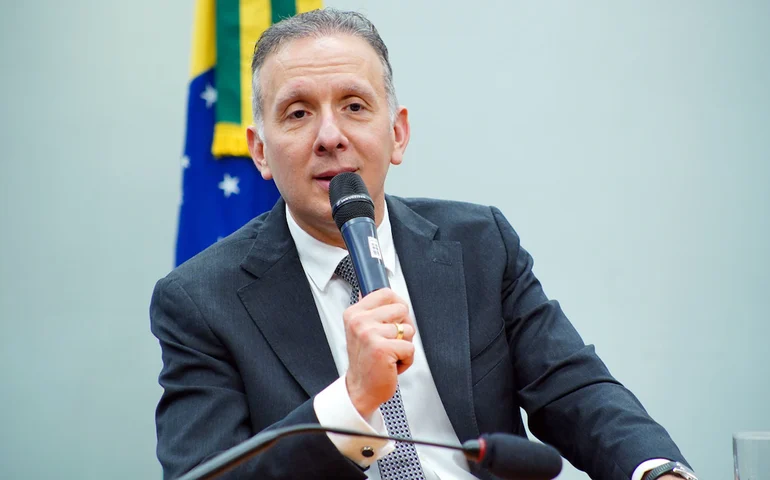 Relator inclui trava para evitar aumento de carga tributária com reforma